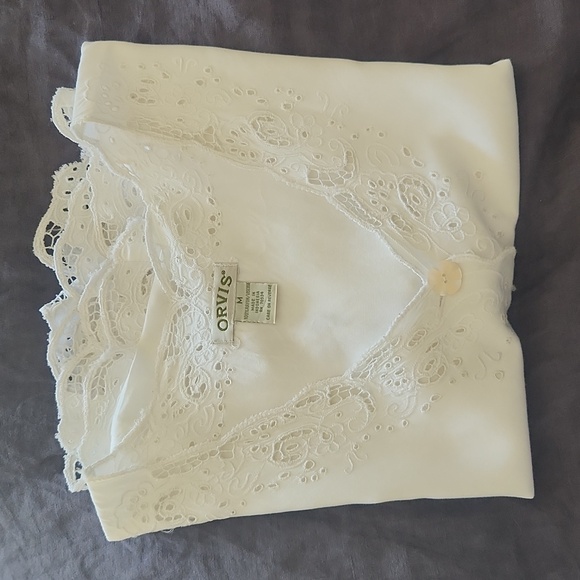 Blouse - Picture 7 of 9